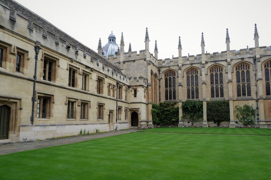 Oxford University historic architecture
